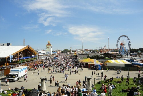 Das heutige Festgelände des Oktoberfests auf der Theresienwiese (benannt nach Prinzessin Therese)