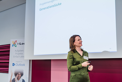 InLoox Insider Tag 2018: InLoox Vortrag "Kleine Griffe, große Wirkung: InLoox im Arbeitsalltag" von Carola Moresche
