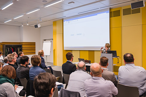 Foto: ©InLoox GmbH; Fotografin: Mica Zeitz; Jung und Wild design