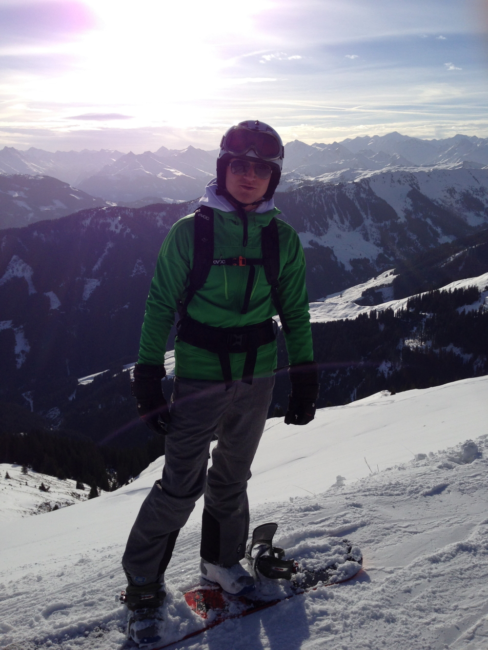 InLoox Mitarbeiter Martin beim Snowboarden