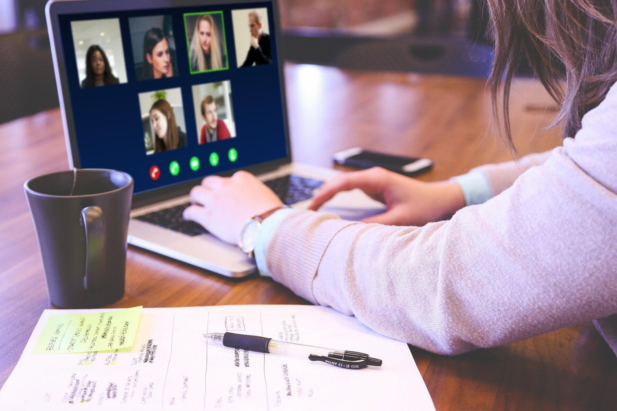 7 Dinge, die wir in einem Jahr Online Meetings gelernt haben